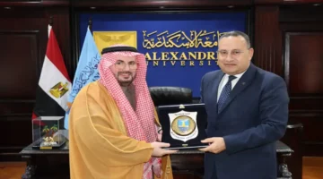 شراكة أكاديمية.. رئيس جامعة الإسكندرية يبحث سبل التعاون مع القنصل السعودي الجديد